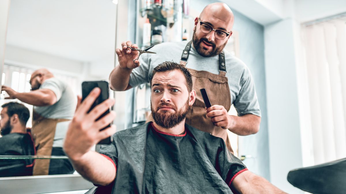 Reklamovat lze i špatnou službu u kadeřníka nebo maséra. A dokonce s odstupem několika dnů